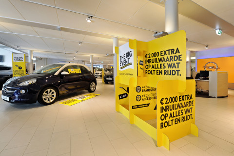 Opel Big Event Panelen display toren